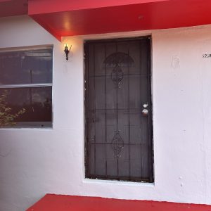 2 Bedroom / 1 Bath Furnished Rental for Healthcare Professionals